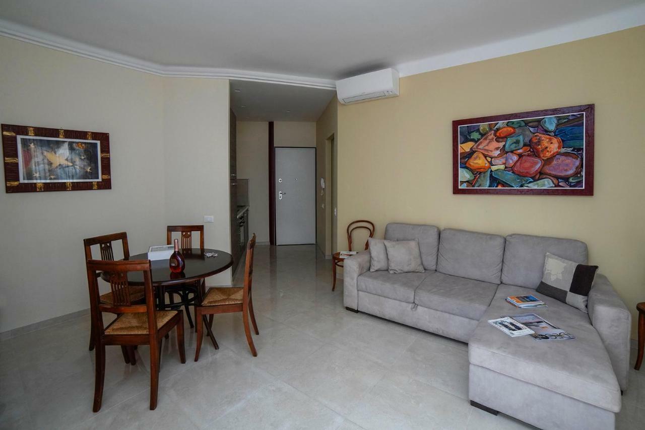 Sant'Agostino'S House Apartment La Spezia Bagian luar foto